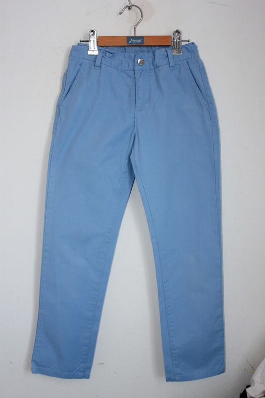tweedehands lichtblauwe lange broek maat 128 jongen jacadi