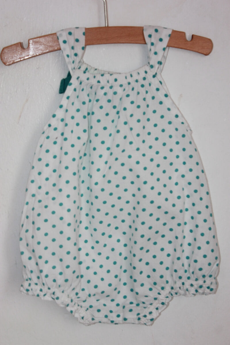 tweedehands groen wit kort zomers pakje maat 68 baby meisje boutchou