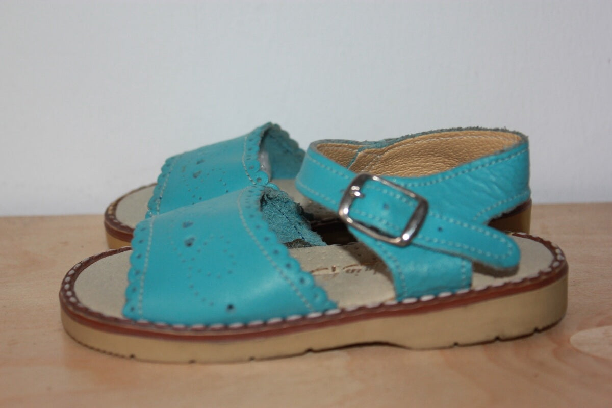 blauwe-sandalen-maat-21-baby-meisje