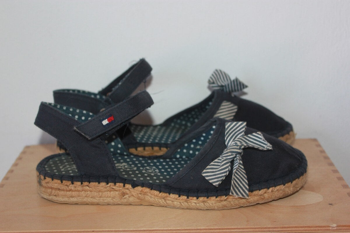 tweedehands-donkerblauw-witte-espadrilles-maat-34-meisje-tommy-hilfiger