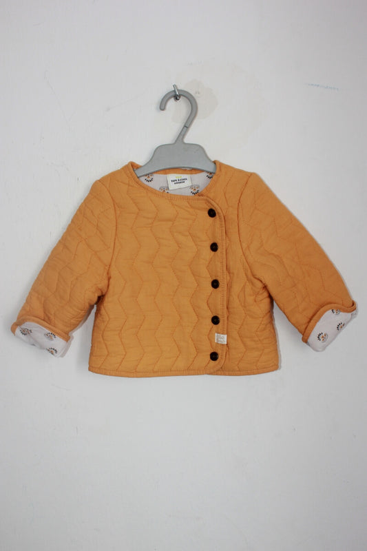tweedehands mosterdgeel jasje maat 68 tao