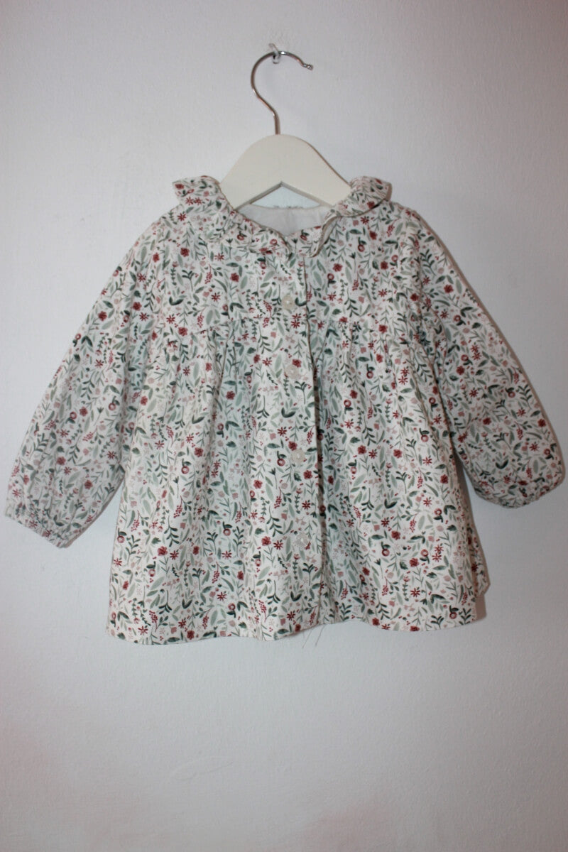 tweedehands-gebloemde-blouse-multicolour-lange-mouwen-volantkraag-maat-68-baby-meisje-tex