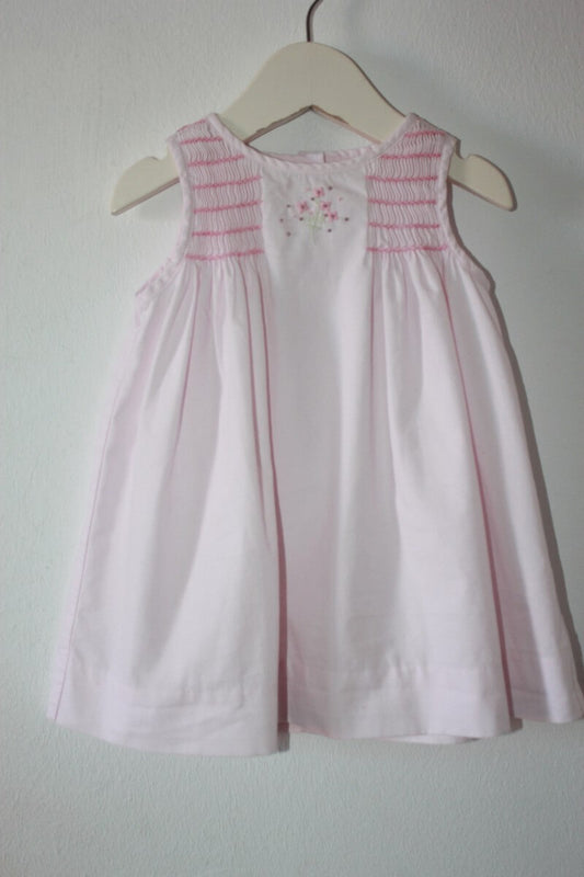 tweedehands katoenen zomerse mouwloze gesmokte roze jurk met bloomer in maat 62 voor een baby meisje van jacadi