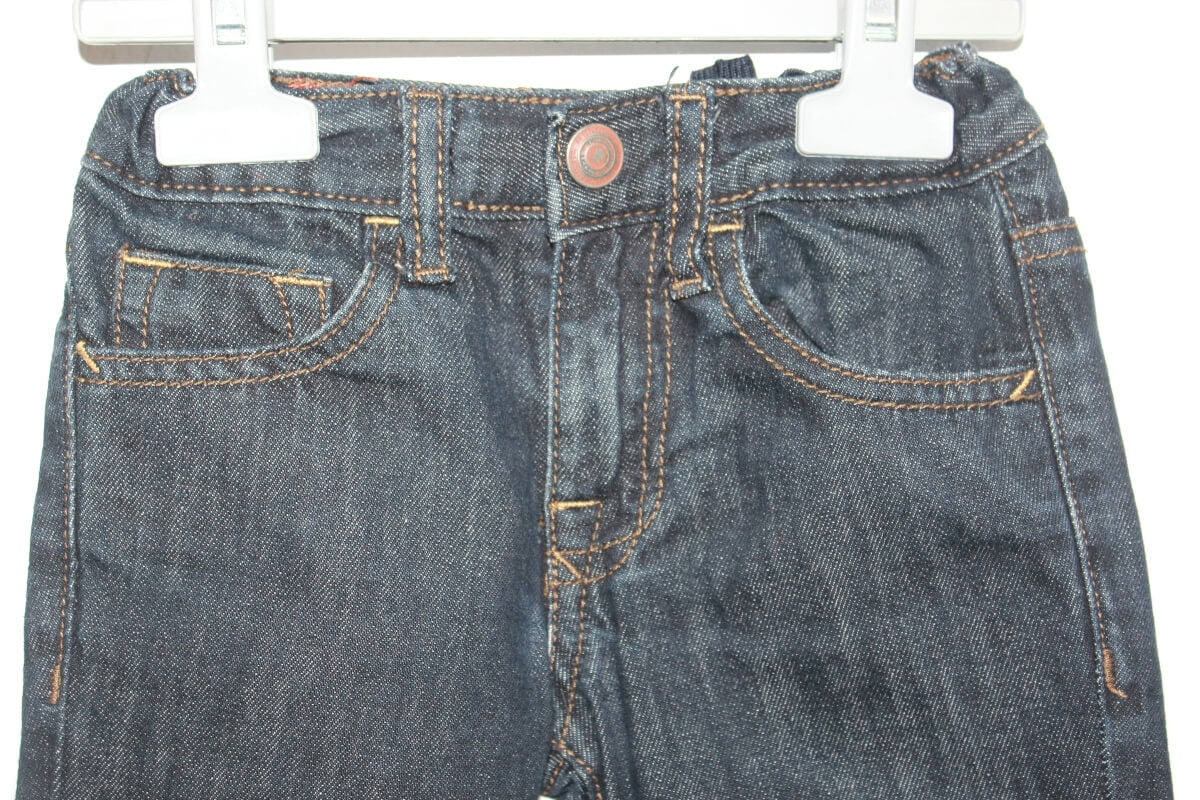 tweedehands-donkerblauwe-unisex-jeans-maat-86-baby-zara