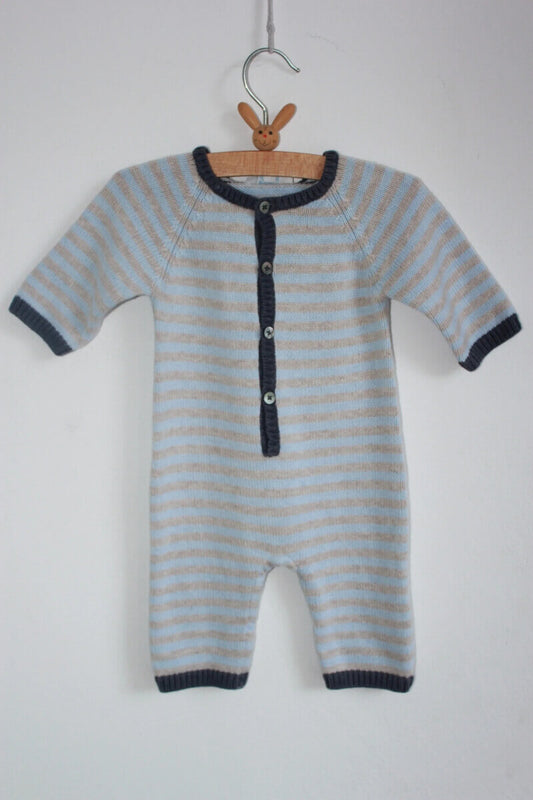 tweedehands unisex katoenen blauw met beige gestreepte playsuit in maat 56 van jacadi voor een baby 