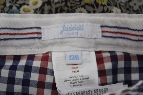 tweedehands geruite zomerse katoenen korte broek van jacadi in maat 74 voor een baby jongen