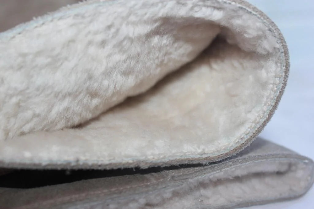 tweedehands lange beige suede laarzen van bonpoint, maat 30 voor een meisje