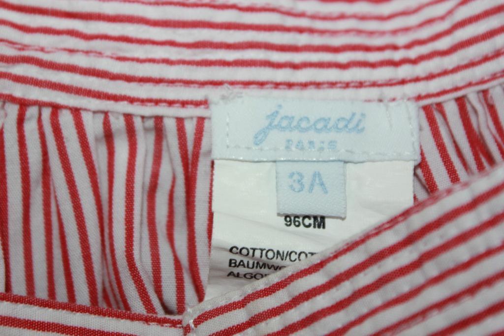 tweedehands katoenen zomerse rood met wit gestreepte mouwloze blouse met volants van jacadi in maat 98 voor een meisje