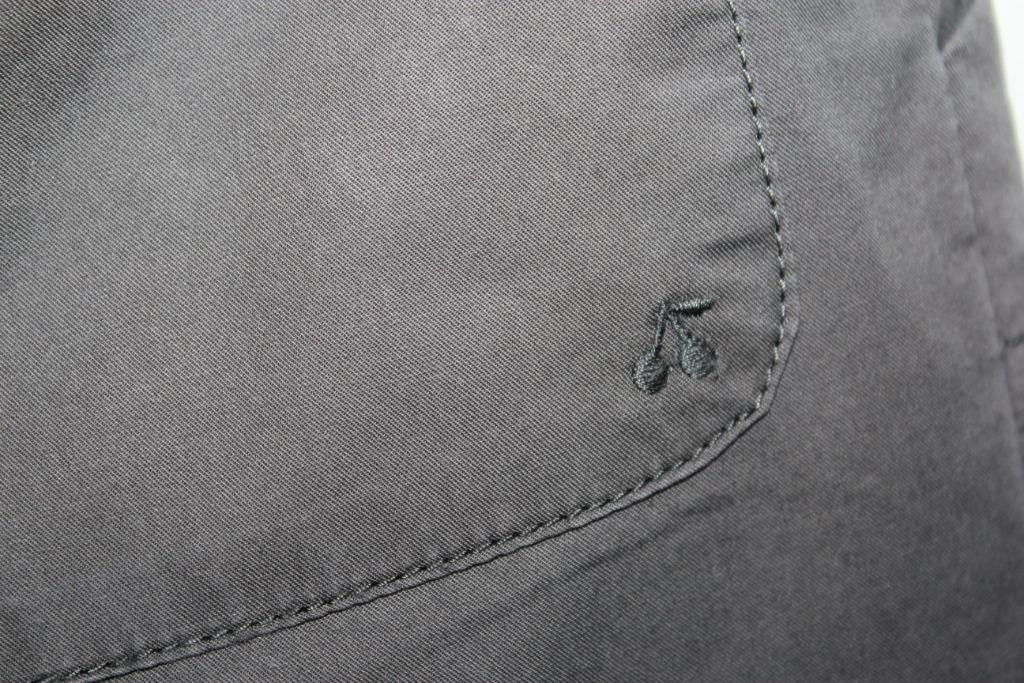 tweedehands katoenen donkergrijze lange broek in maat 122-128 van bonpoint voor een meisje