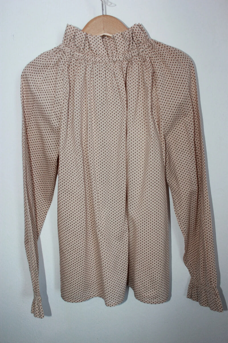 tweedehands katoenen beige blouse met bruine stipjes en lange mouwen van bonpoint, maat-134-140