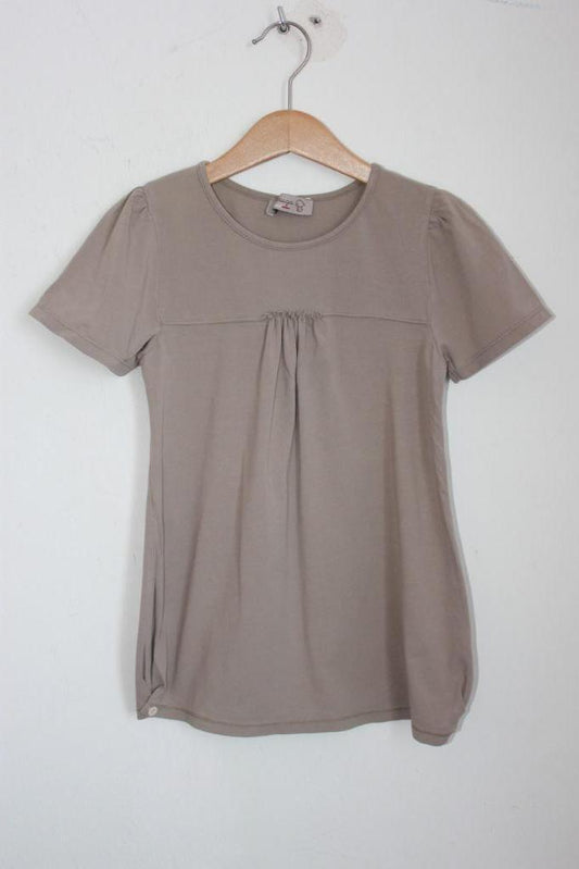 beige-shirtje-korte-mouwen-maat-128-paperuga