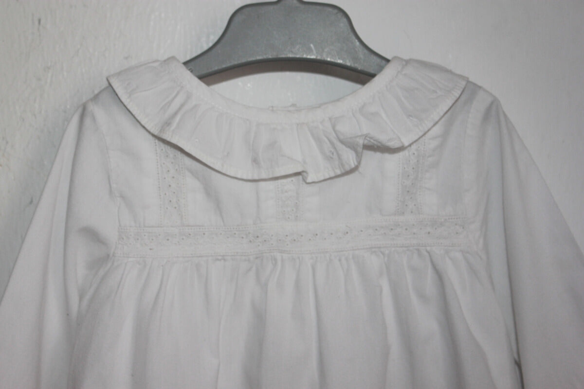 tweedehands-witte-blouse-lange-mouwen-volantkraag-maat-68-baby-meisje-gocco