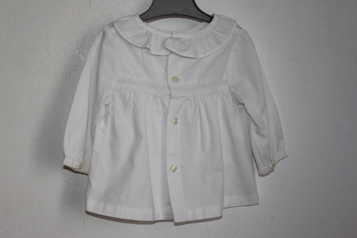 tweedehands-witte-blouse-lange-mouwen-volantkraag-maat-68-baby-meisje-gocco