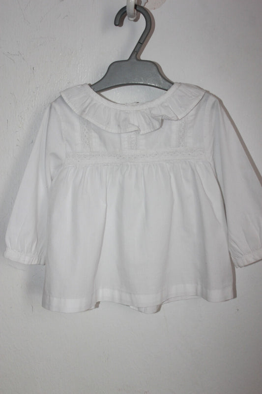 tweedehands-witte-blouse-lange-mouwen-volantkraag-maat-68-baby-meisje-gocco