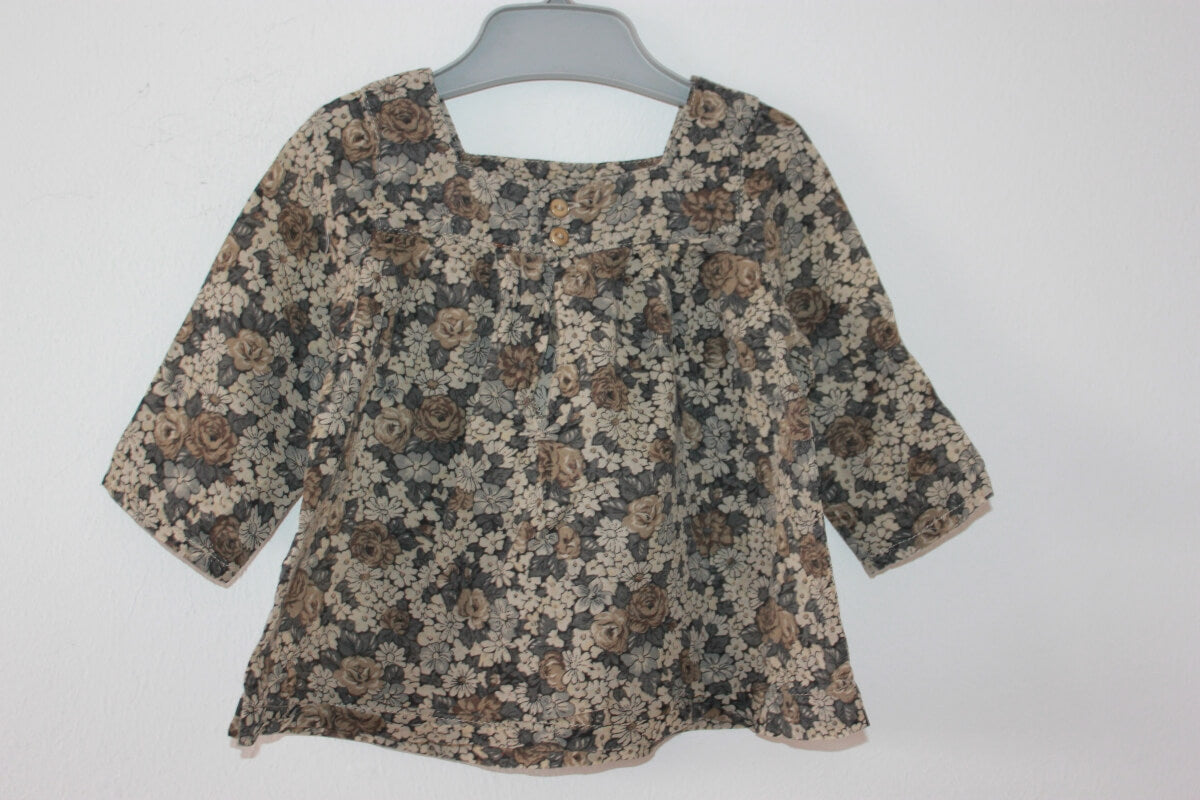 tweedehands-beige-groene-liberty-blouse-lange-mouwen-maat-62-baby-meisje-boutchou