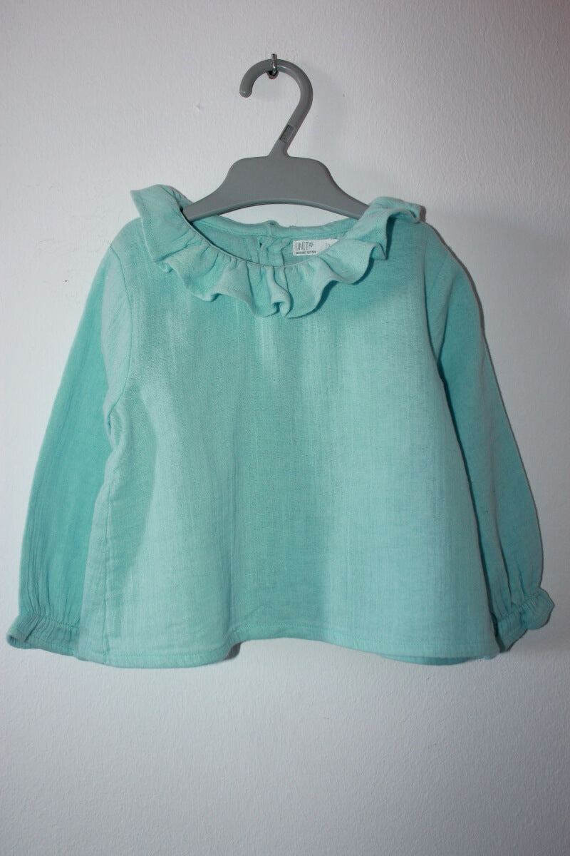 tweedehands-groene-blouse-lange-mouwen-volantkraag-maat-74-baby-meisje-unit