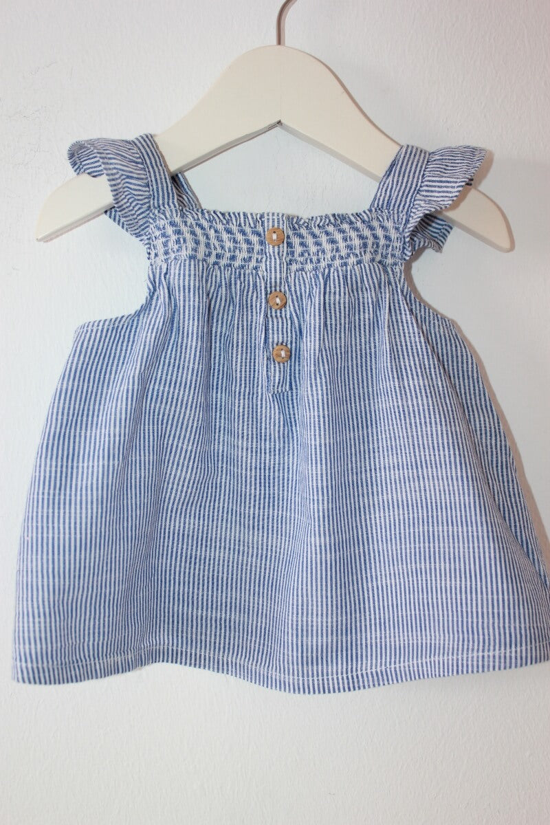 tweedehands-blauw-wit-gestreepte-zomerse-blouse-korte-vlindermouwen-maat-68-baby-meisje-zara