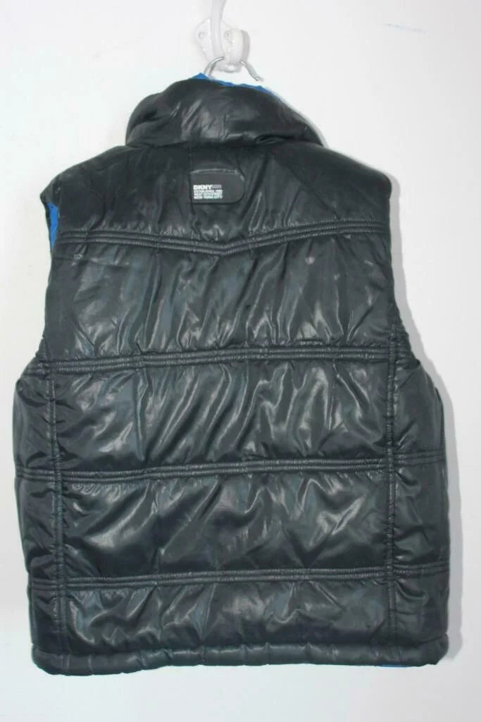 tweedehands-blauwe-bodywarmer-maat-116-jongen-dkny