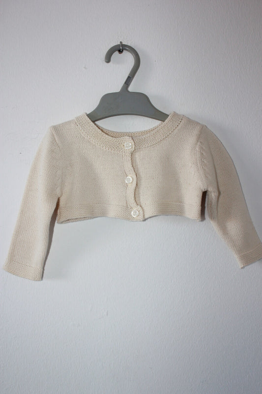 tweedehands-creme-kort-vestje-maat-62-baby-meisje-gocco