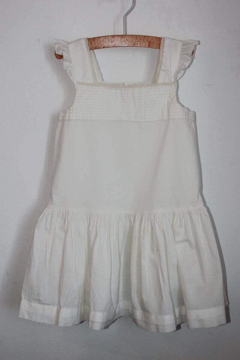 tweedehands-creme-zomerse-feestelijke-jurk-maat-104-petit-bateau