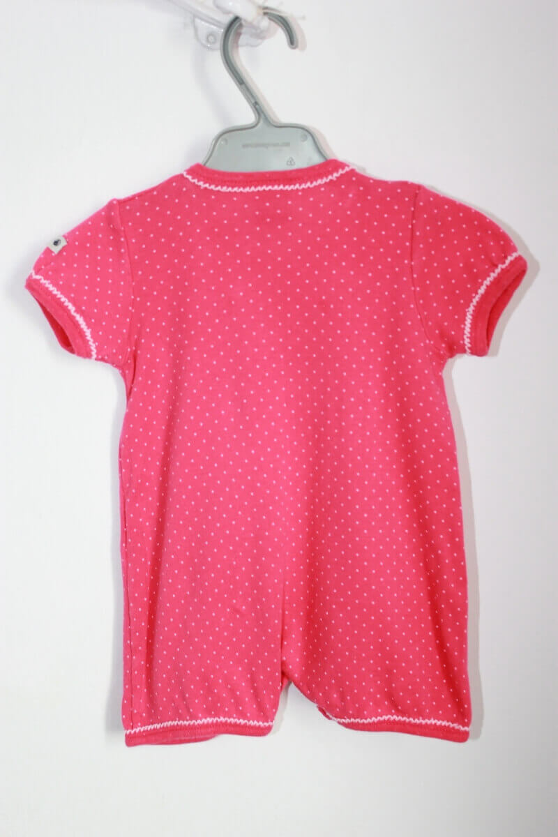 tweedehands-fuchsia-romper-witte-stippen-korte-mouwen-maat-62-petit-bateau