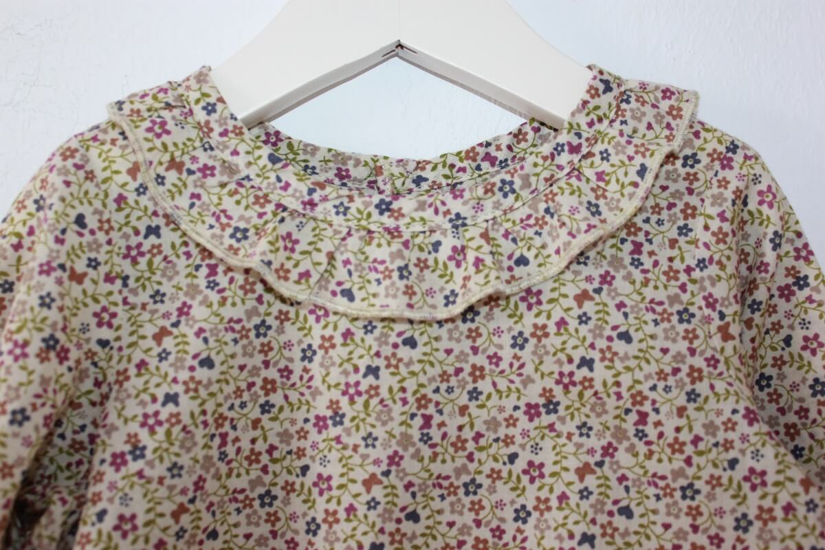 tweedehands-blouse-gebloemd-lange-mouwen-volantkraagje-maat-68-baby-meisje-canada-house