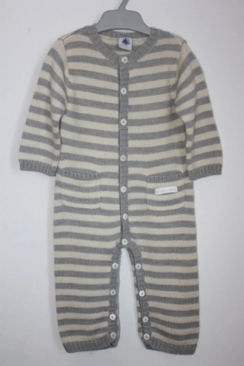 tweedehands-grijs-ecru-gestreept-gebreid-pakje-maat-68-petit-bateau