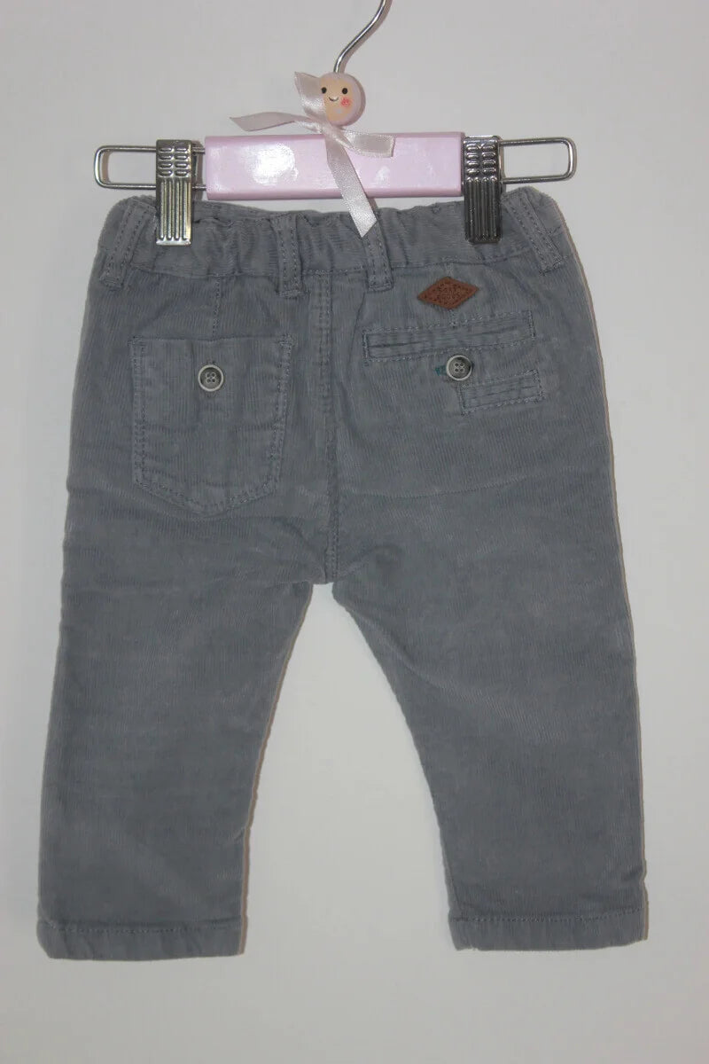 tweedehands-grijze-ribfluwelen-lange-broek-maat-68-baby-zara