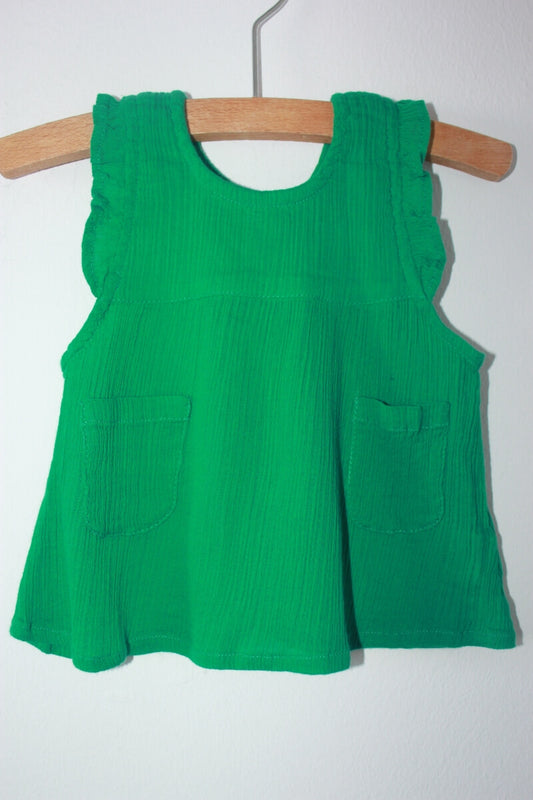 groene-blouse-zonder-mouwen-volants-wowo-paris-baby-meisje-maat-62