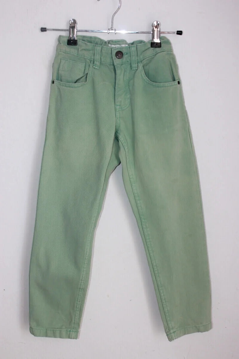 tweedehands-groene-lange-broek-unisex-maat-122-kiabi