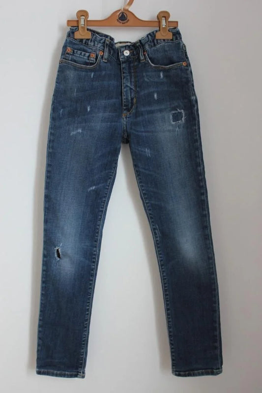 tweedehands-blauwe-jeans-scheuren-maat-134-meisje-bellerose