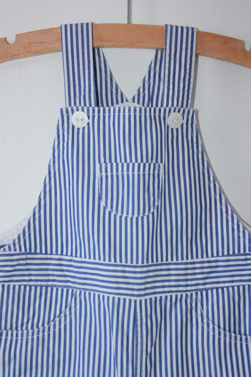 tweedehands-blauw-wit-gestreepte-zomerse-korte-salopette-maat-74-baby-jongen-cyrillus