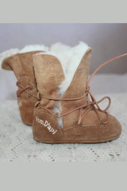 tweedehands-camel-suede-bontlaarzen-maat-17-baby-pom-d-api