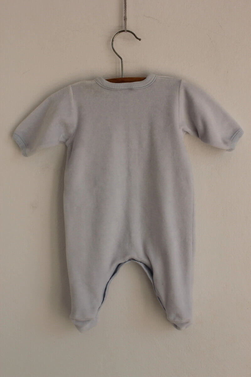 tweedehands-lichtblauw-zacht-velours-boxpakje-konijn-petit-bateau-maat-56