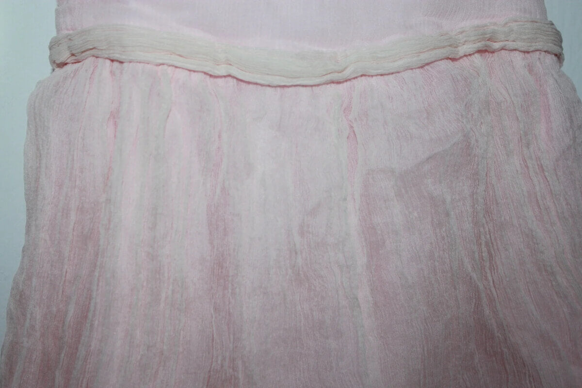 tweedehands-zomerse-lichtroze-mouwloze-zijde-jurk-maat-68-baby-meisje-floriane