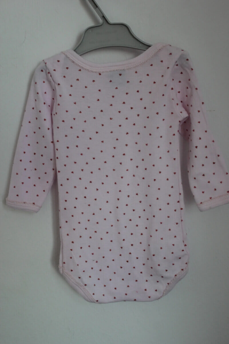 tweedehands-lichtroze-romper-glitter-hartjes-maat-68-petit-bateau