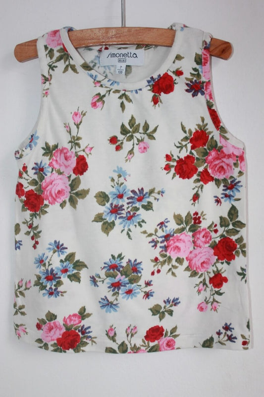 tweedehands-mouwloos-shirtje-bloemen-maat-116-meisje-simonetta