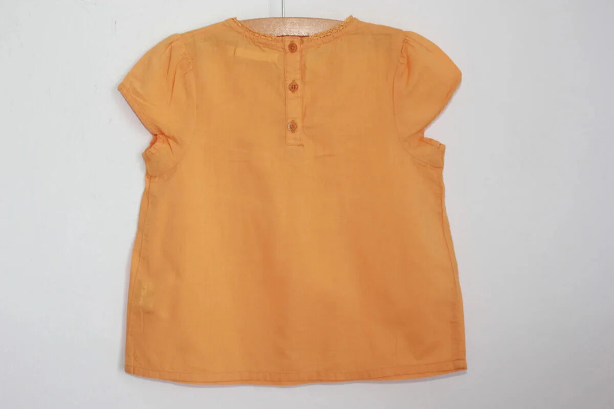 tweedehands-licht-oranje-blouse-korte-mouwen-maat-92-monoprix