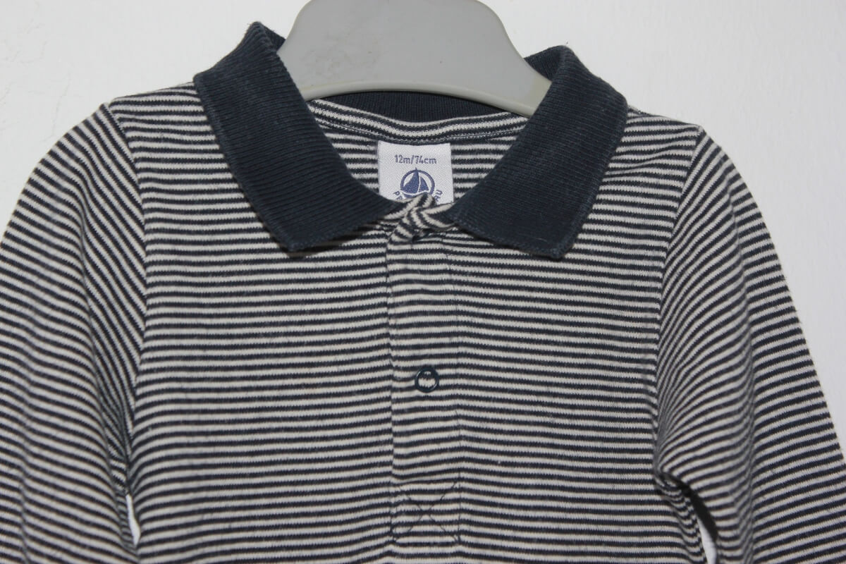 tweedehands-donkerblauw-wit-gestreept-romperpakje-lange-mouwen-maat-74-petit-bateau-baby-jongen