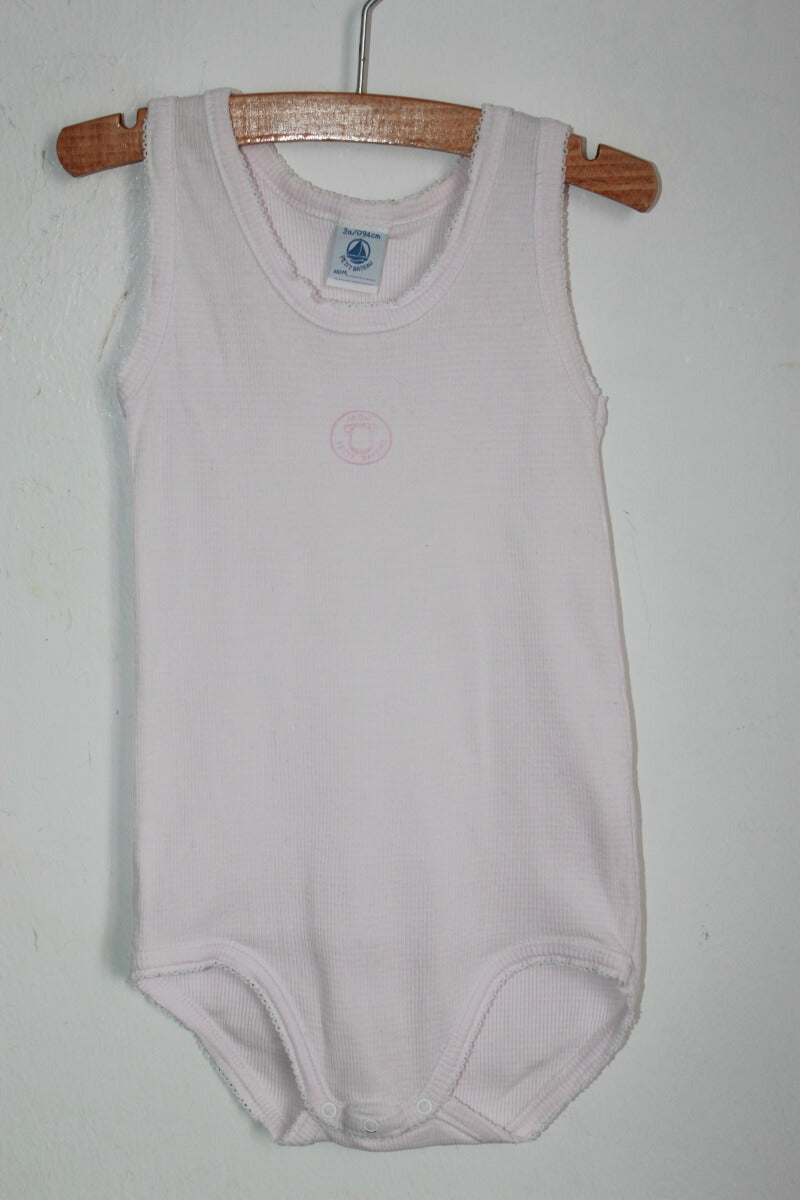 tweedehands-roze-wit-gestreepte-mouwloze-romper-maat-92-petit-bateau-meisje