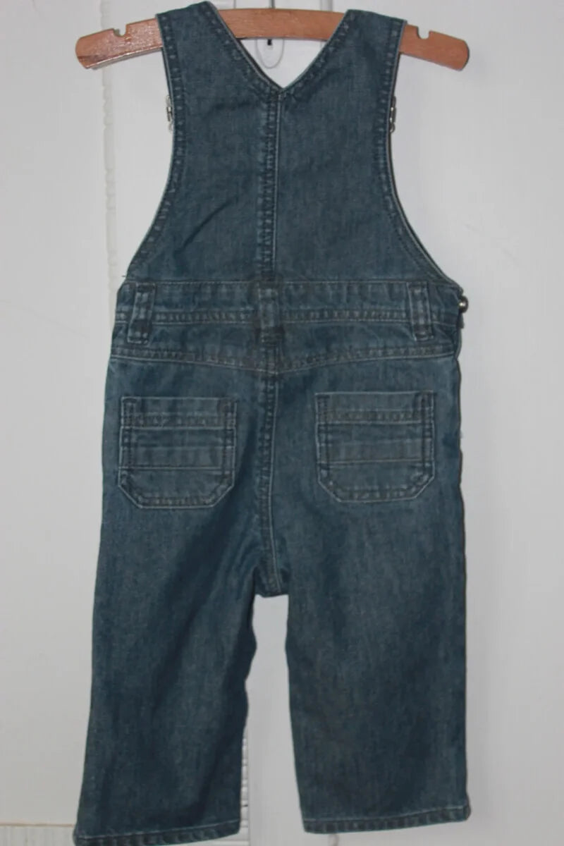 tweedehands-unisex-donkerblauwe jeans-salopette-maat-68-baby-cyrillus