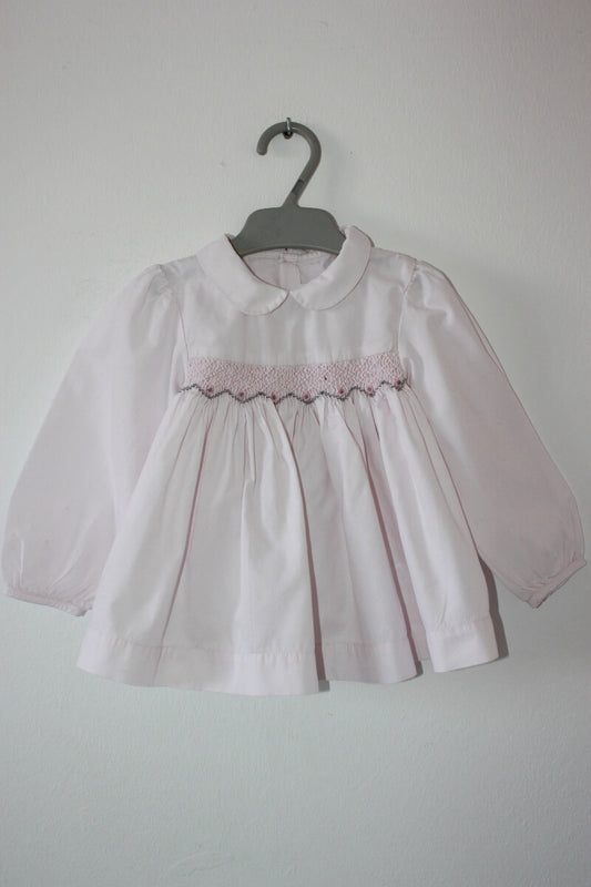 tweedehands lichtroze katoenen gesmokte jacadi blouse met lange mouwen in maat 74 voor een baby meisje
