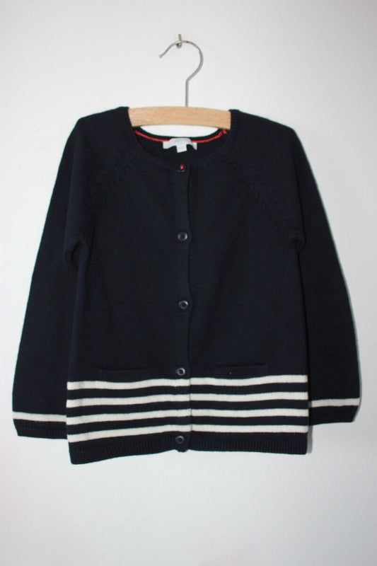 tweedehands donkerblauw vest met witte strepen van jacadi in maat 104 voor een meisje