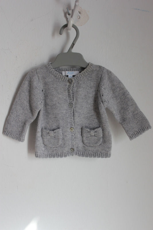 tweedehands grijs jacadi vest in maat 56 voor een baby meisje