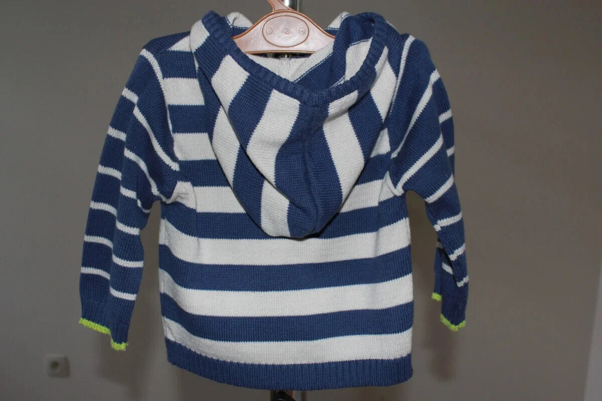 tweedehands-blauw-creme-gestreept-vest-capuchon-maat-74-baby-jongen-dpam