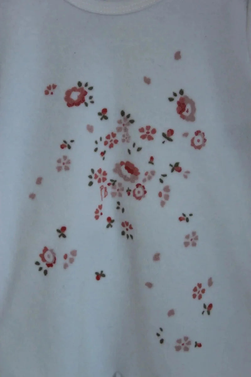 tweedehands-zacht-wit-velours-boxpakje-roze-bloemenprint-maat-68-petit-bateau