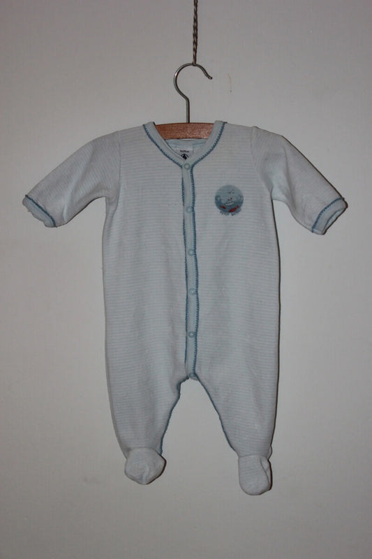 tweedehands-lichtblauw-wit-gestreept-velours-boxpakje-unisex-maat-56-petit-bateau