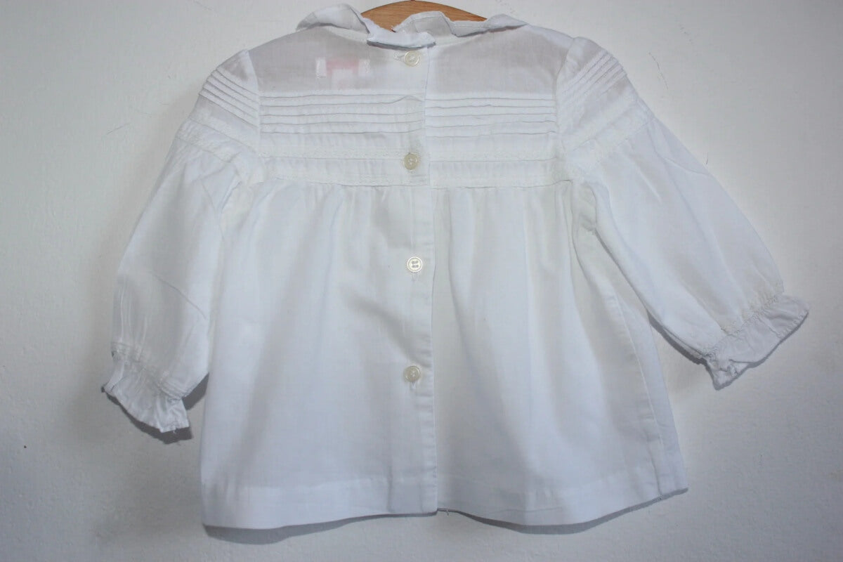 tweedehands-witte-blouse-lange-mouwen-volantkraagje-maat-68-baby-meisje-gocco