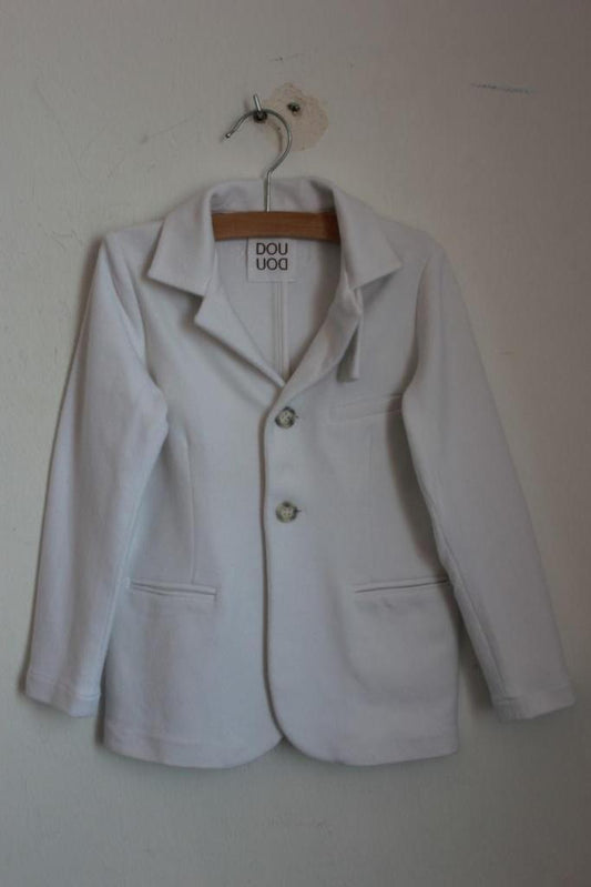 tweedehands-witte-blazer-maat-104-jongen-douuod