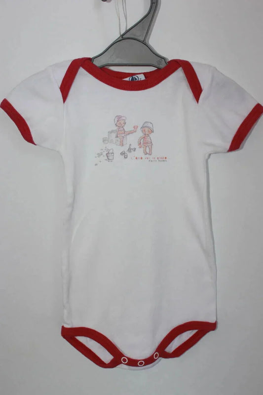 tweedehands-witte-romper-rode-details-maat-68-korte-mouwen-petit-bateau